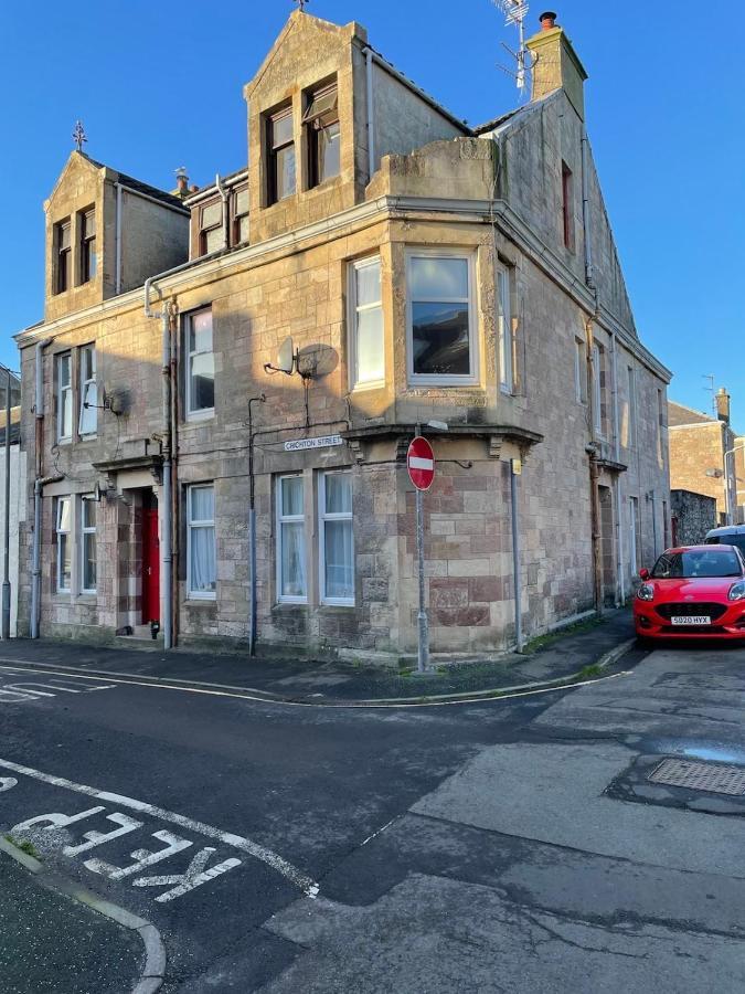 Cumbrae Quarters Apartment Millport Exterior photo